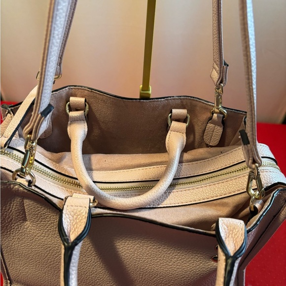 Steve Madden Pink Tote Bag - Picture 3 of 11